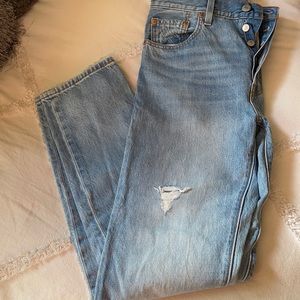 NWOT Levi’s straight jeans 28x32